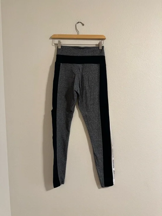 Victoria's Secret PINK Victoria's Secret Gray Logo Stripe Leggings - Picture 3 of 3